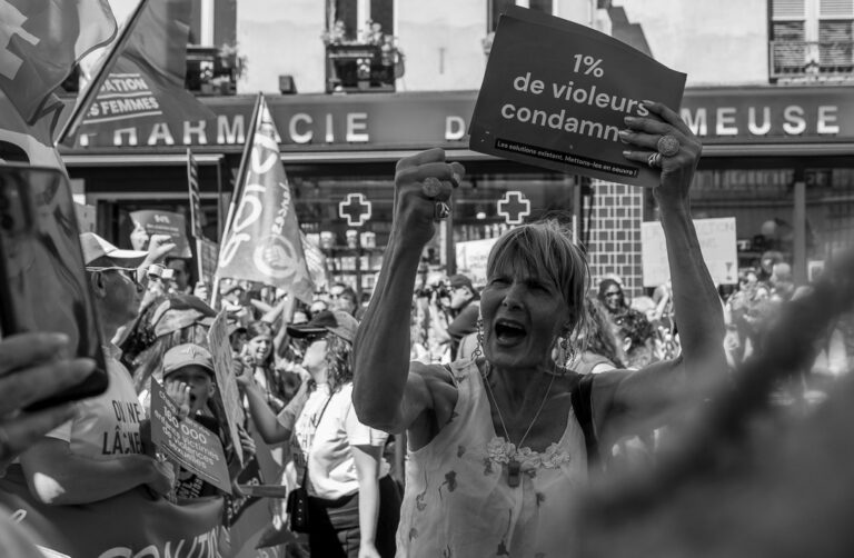 Lire la suite à propos de l’article Grande marche citoyenne contre les violences sexuelles  Paris 040726